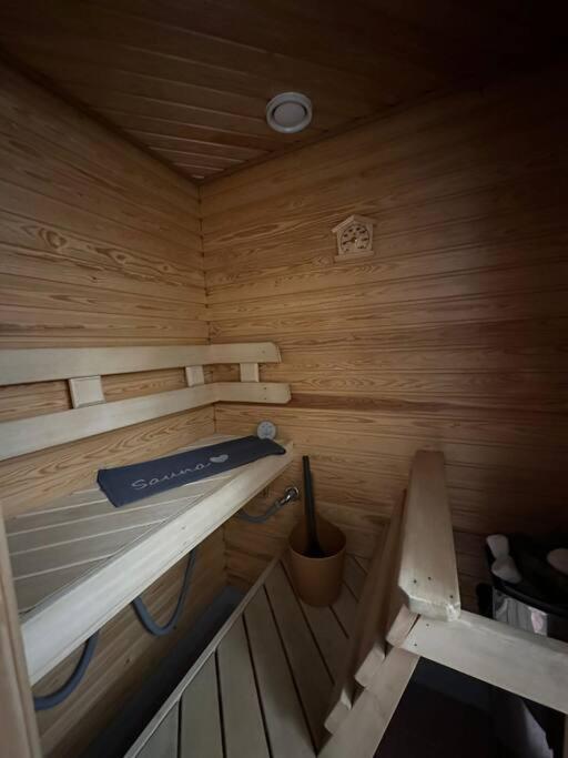 روفانييمي Central City Suite - King Size Bed - Wi-Fi - Sauna المظهر الخارجي الصورة